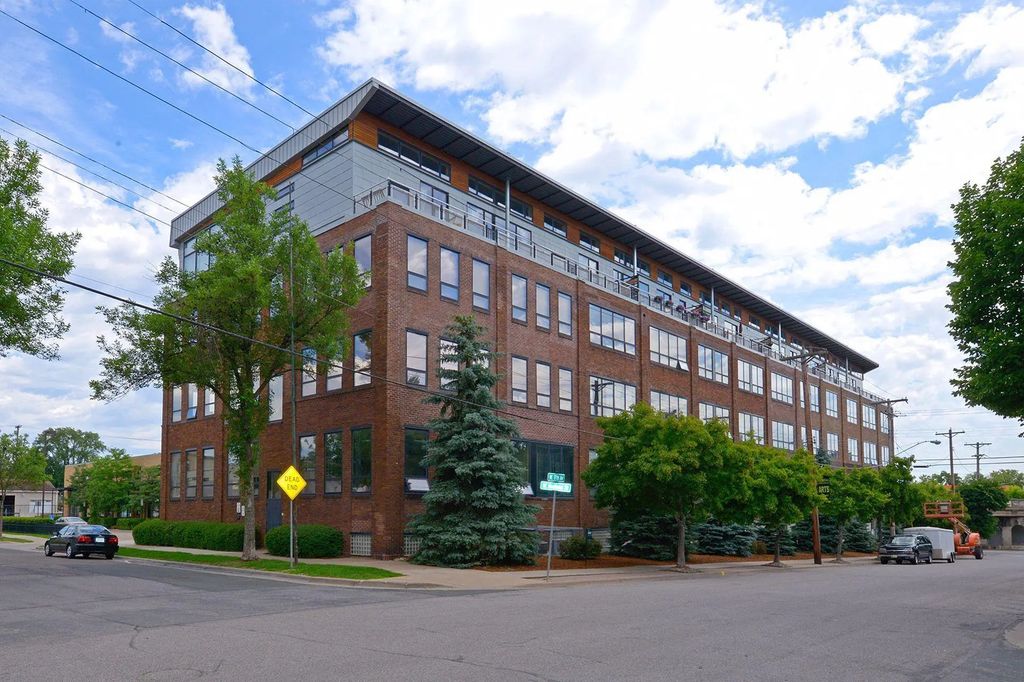 1701 Madison Street Ne 404, Minneapolis