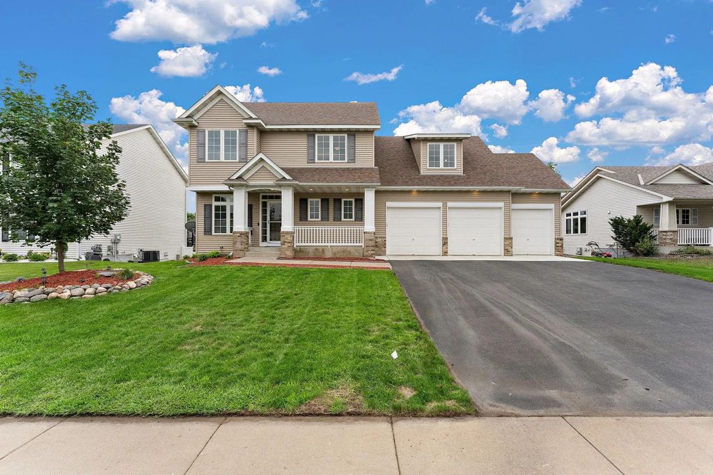 2686 148th Street W, Rosemount
