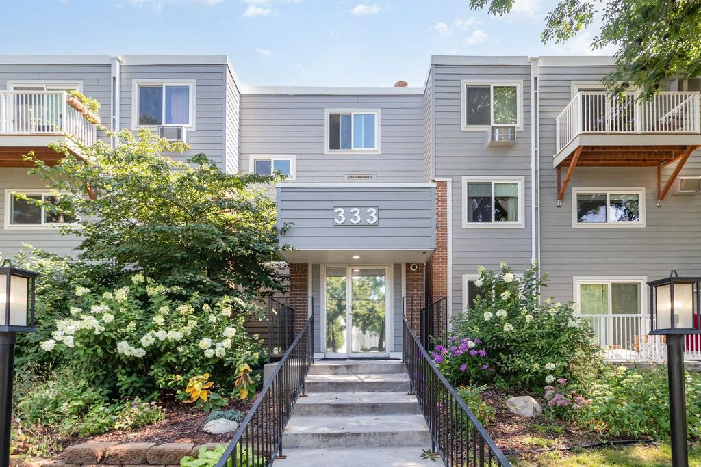 333 8th Street Se 316, Minneapolis