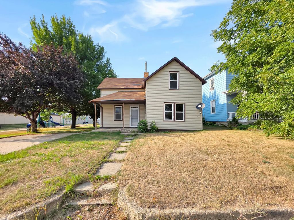 410 Main Street, Hawley