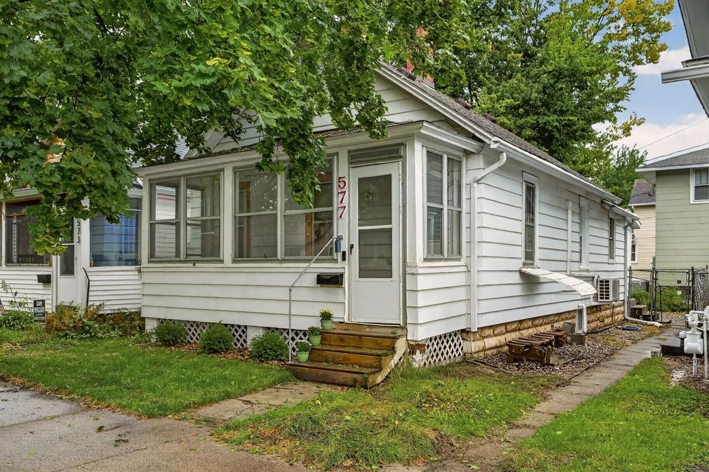 577 W Sanborn Street, Winona