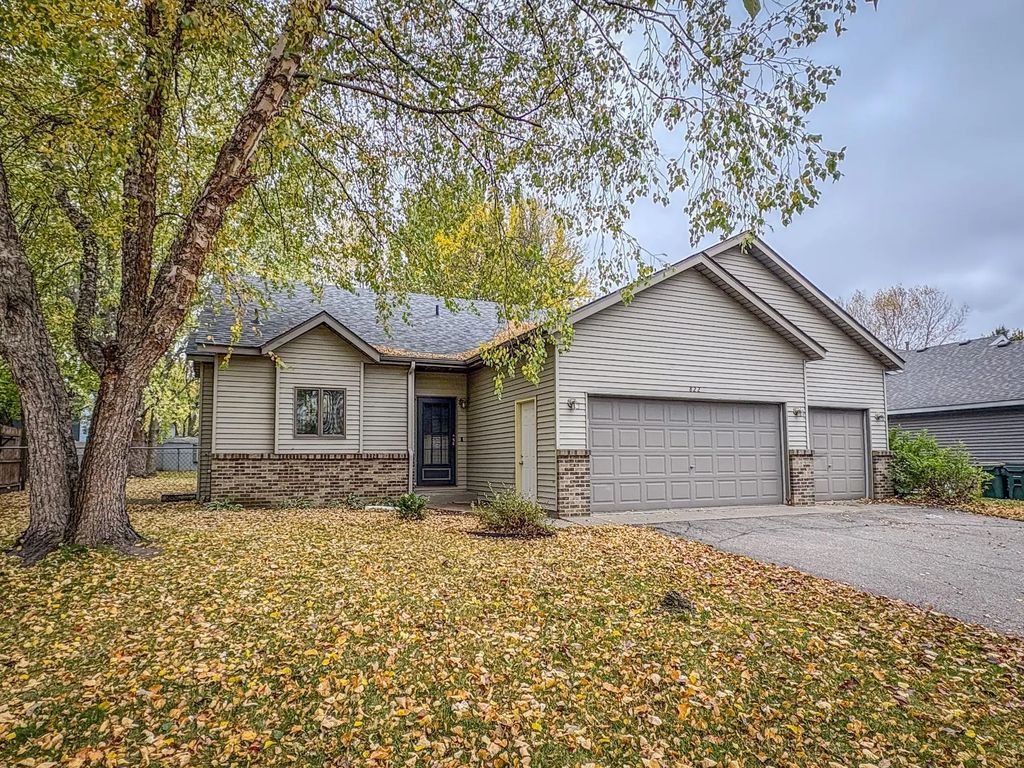 822 4th Street N, Sartell