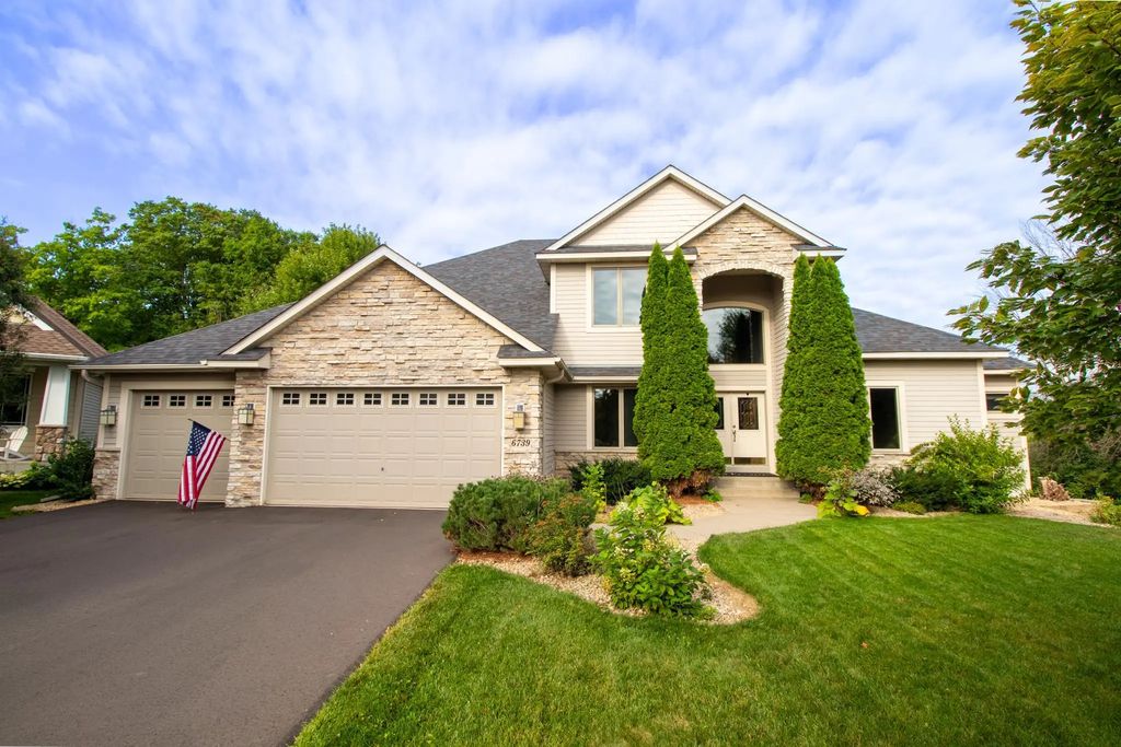6739 Yellowstone Lane N, Maple Grove