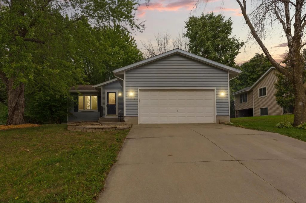 424 Littleford Lane, Faribault