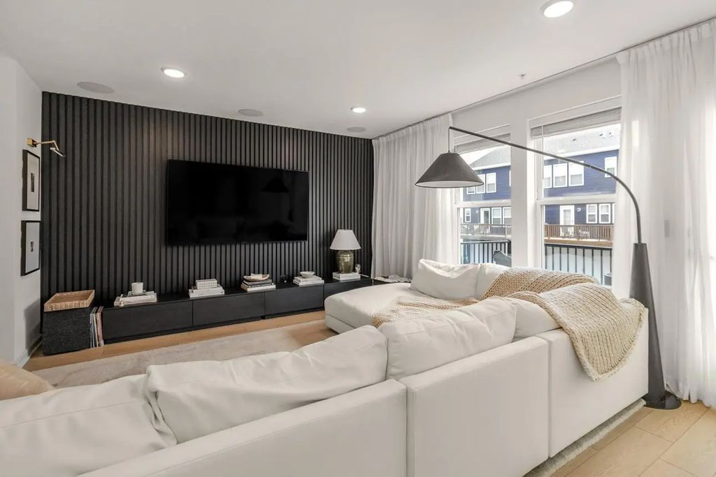 15577 Everglade Avenue, Apple Valley