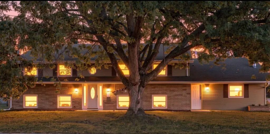 5330 Perry Avenue N, Crystal