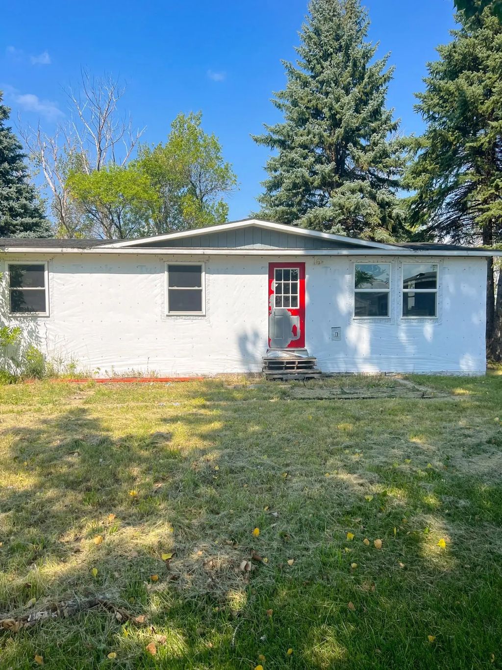 423 3rd Avenue, Mapleton