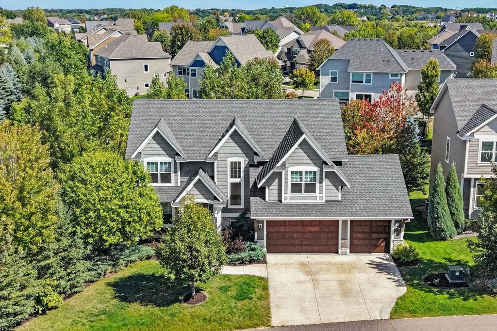 5940 Dunkirk Lane N, Plymouth