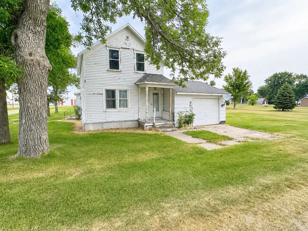 60 Garfield Avenue, Clifford