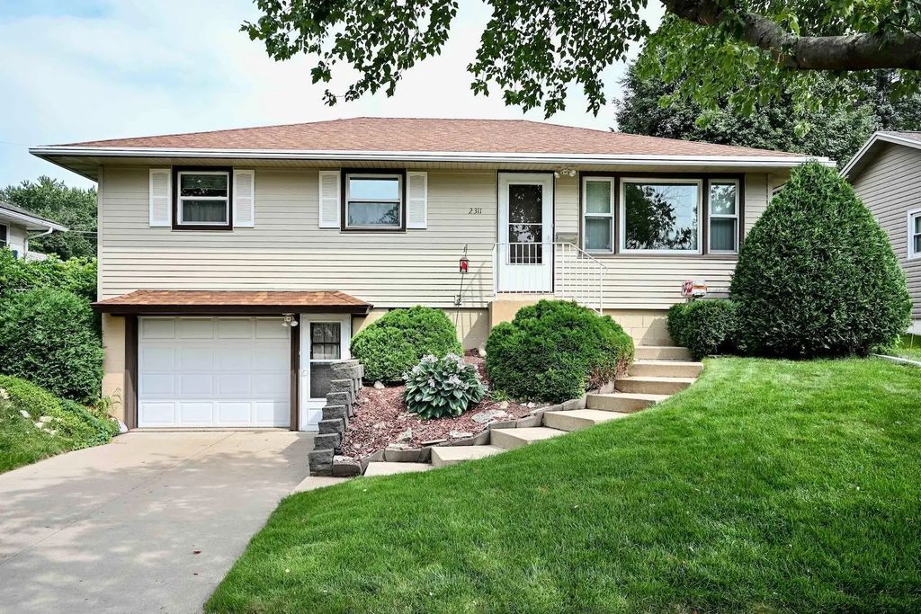 2311 18th Street Nw, Rochester