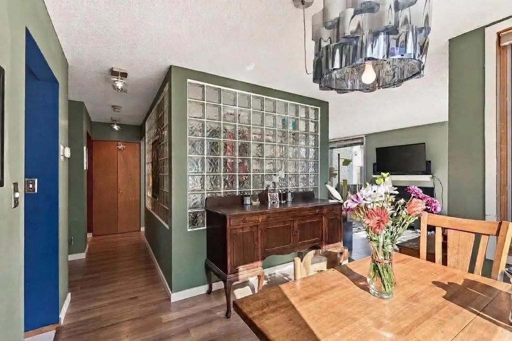 3059 Lake Shore Drive A, Minneapolis