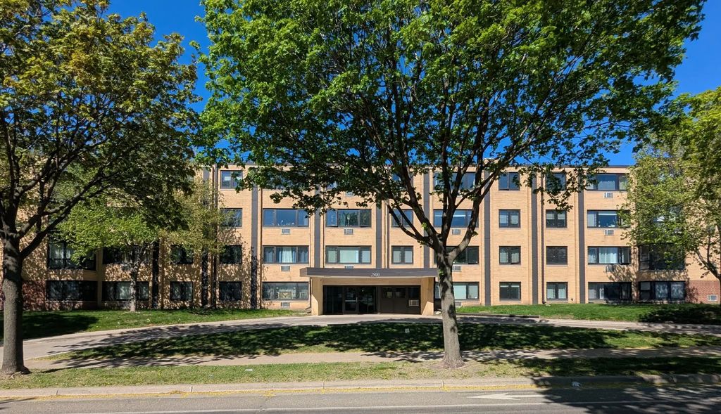2500 Blaisdell Avenue 206, Minneapolis