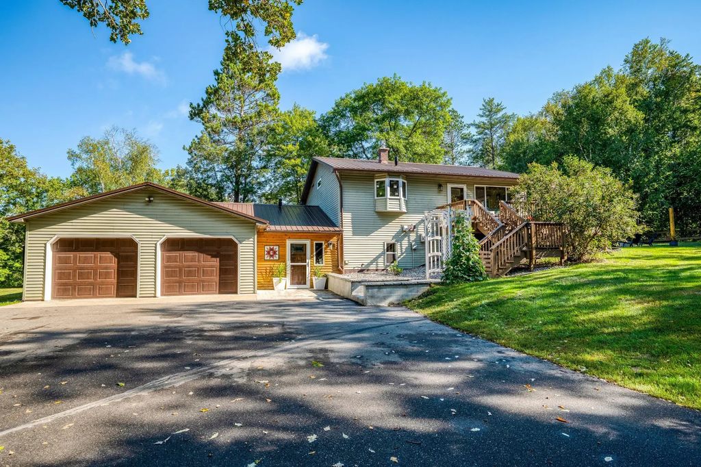 6351 Island View Drive Ne, Bemidji
