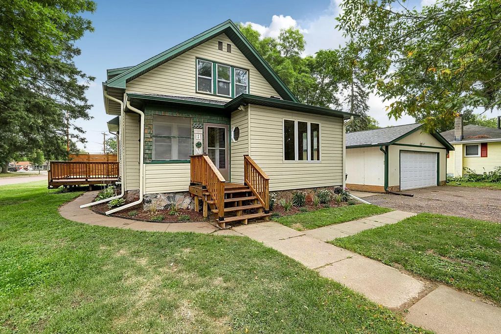 555 2nd Avenue Nw, Milaca