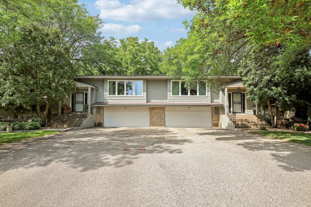 9702 Utica Road, Bloomington