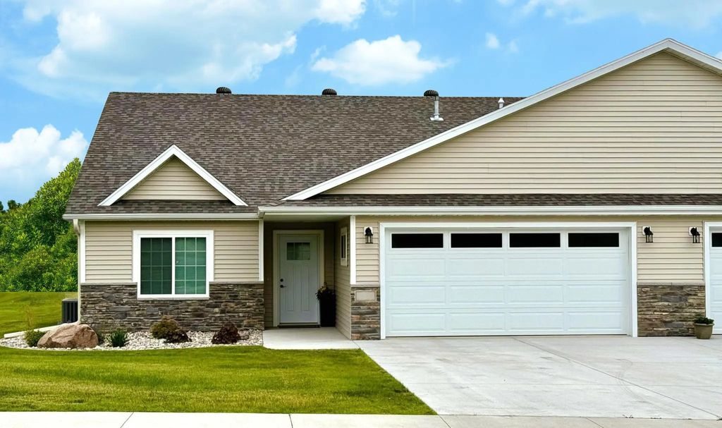 1437 Campus Drive, Fergus Falls