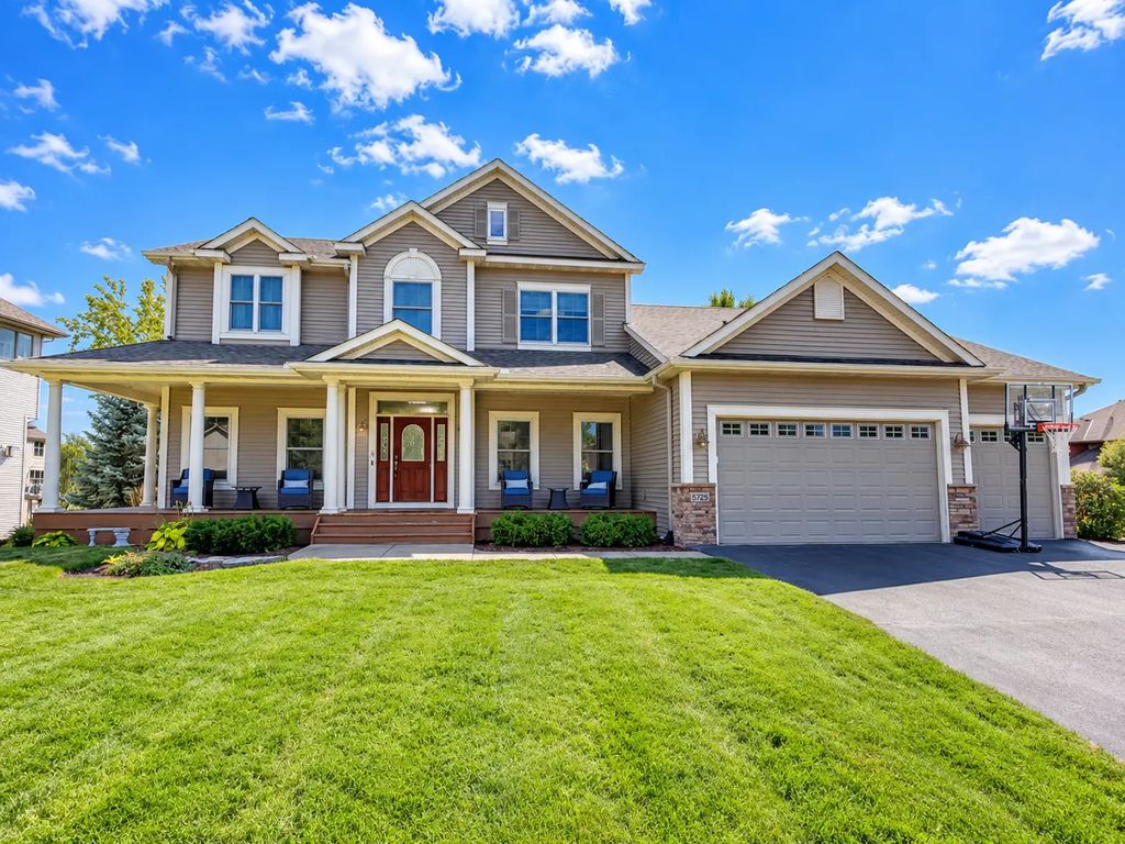 5725 103rd Avenue N, Brooklyn Park