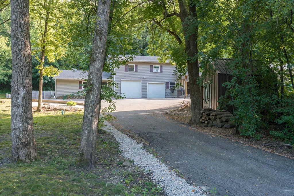 1139 Birch Avenue, South Bend Twp