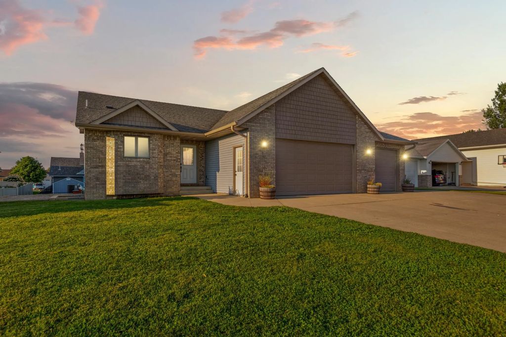 1390 18th Street Se, Owatonna