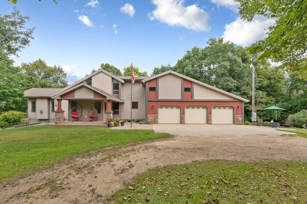 22101 County Road 13, New Ulm