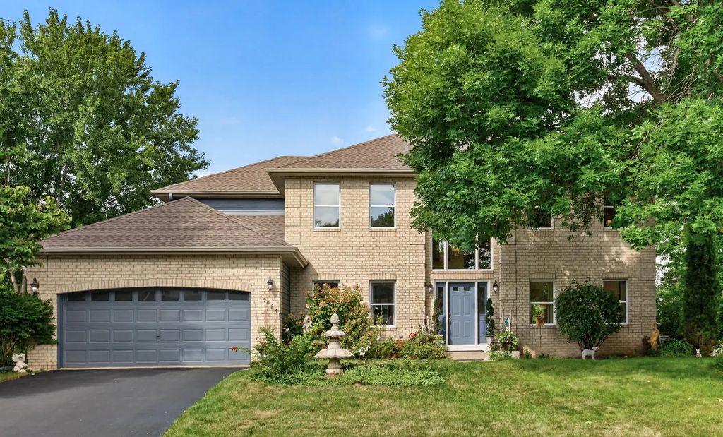 9024 Douglas Drive, Eden Prairie