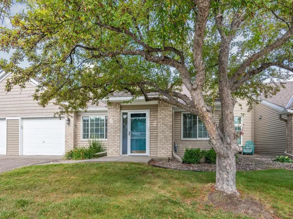 569 Mission Hills Drive, Chanhassen