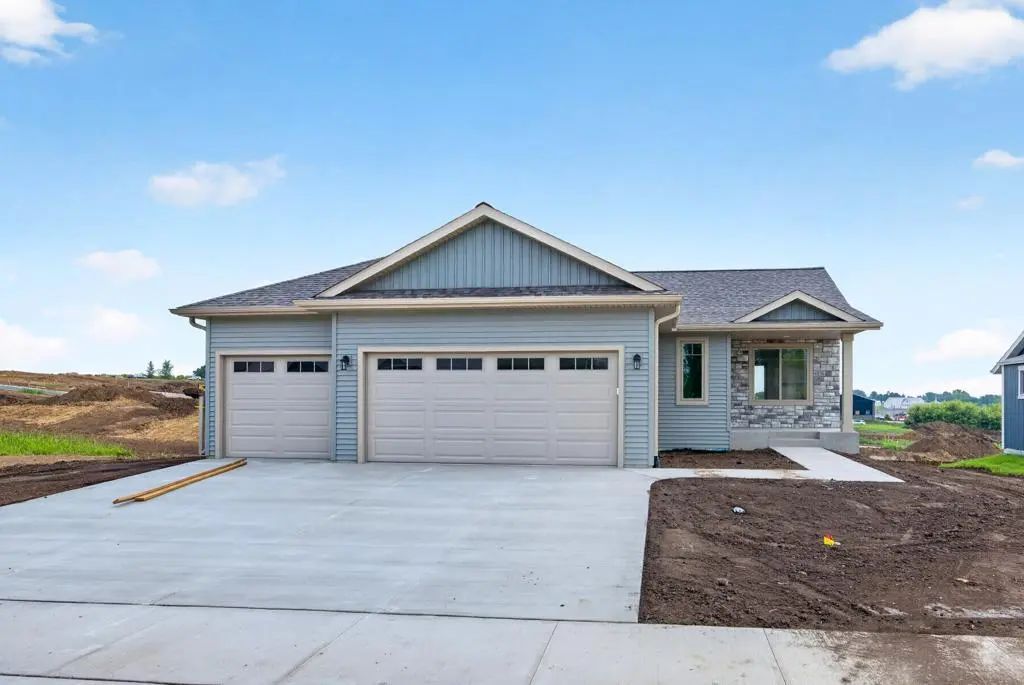 6176 Cody Lane Nw, Rochester