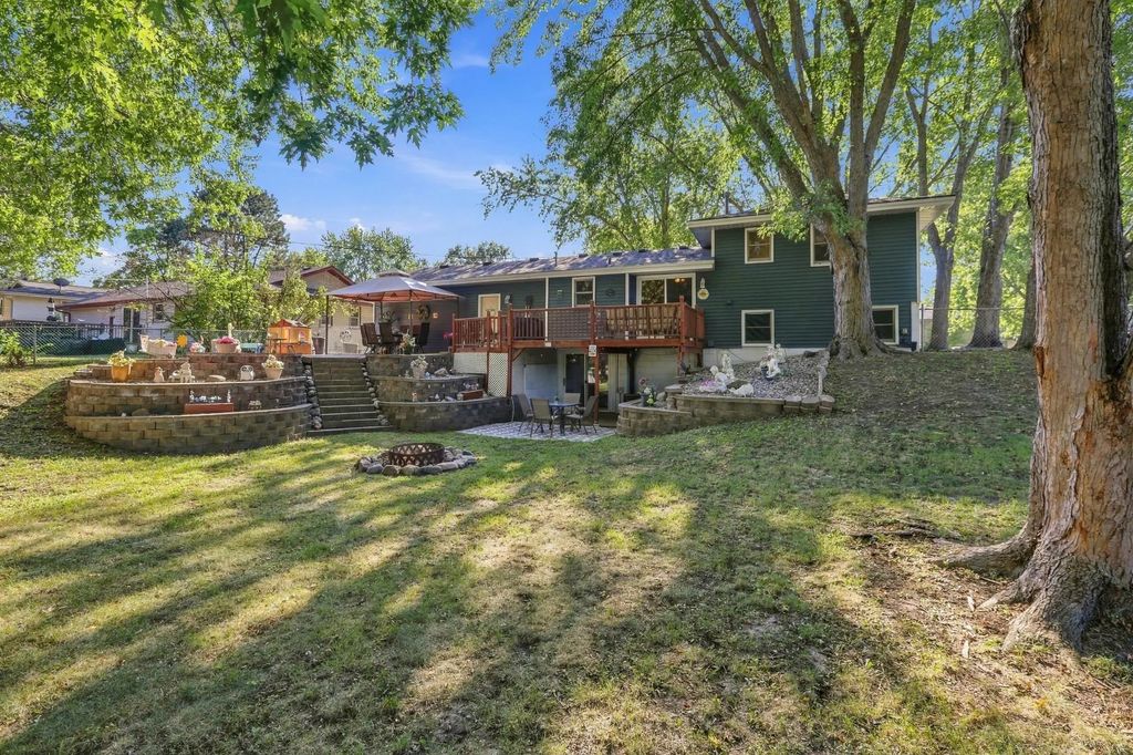 11757 Jefferson Street Ne, Blaine