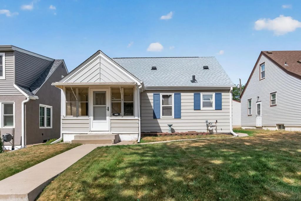 1949 Nevada Avenue E, Saint Paul