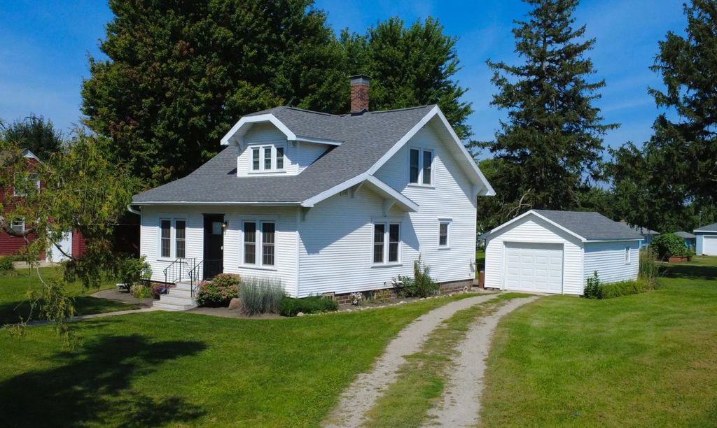 608 Barker Street, Hartland