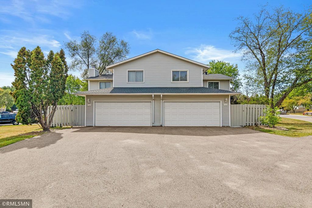 7688 Dunmore Road, Woodbury