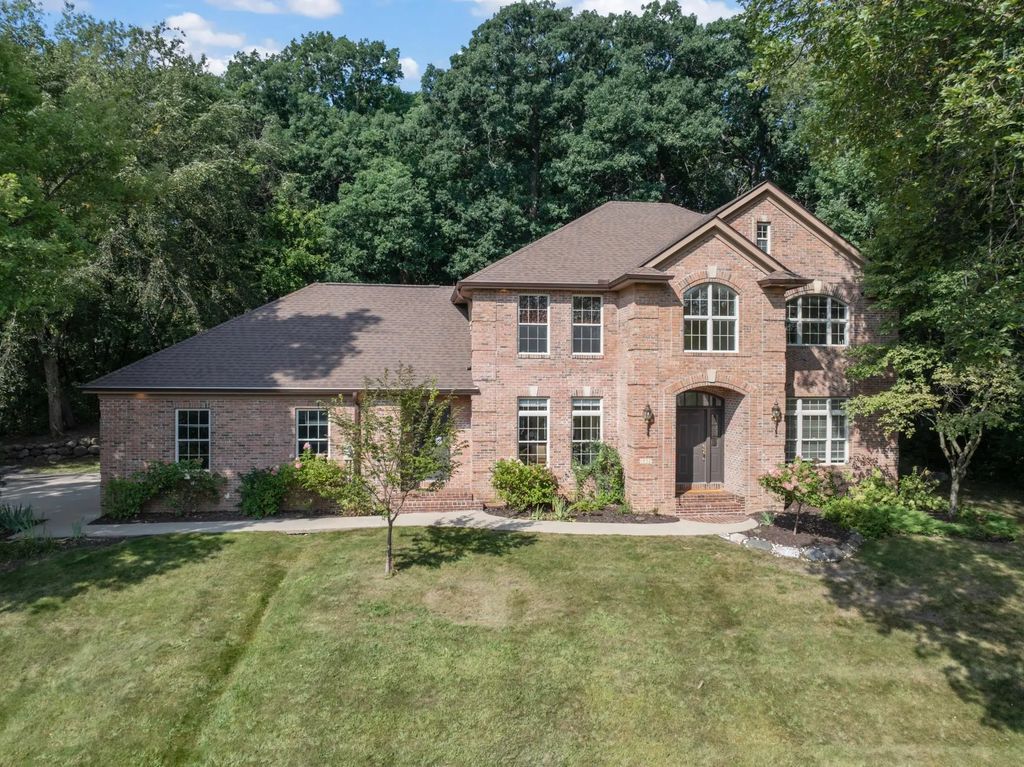 1932 Baihly Estates Lane Sw, Rochester