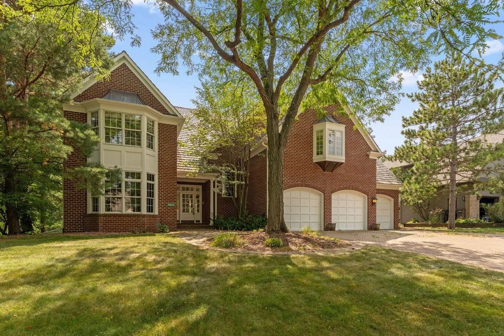10797 Purdey Road, Eden Prairie