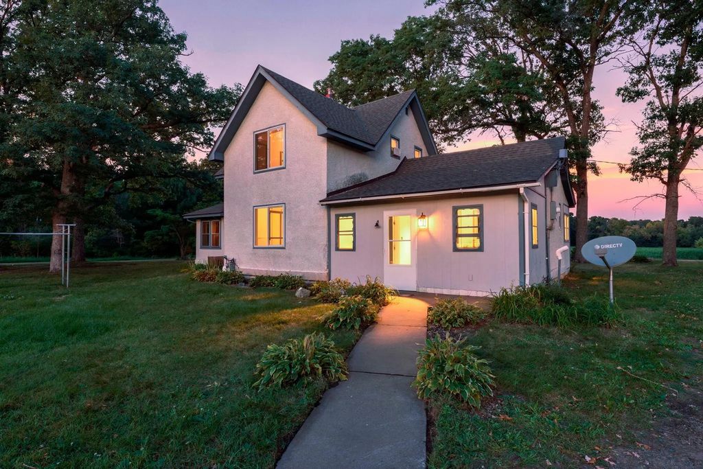 11620 375th Street, North Branch