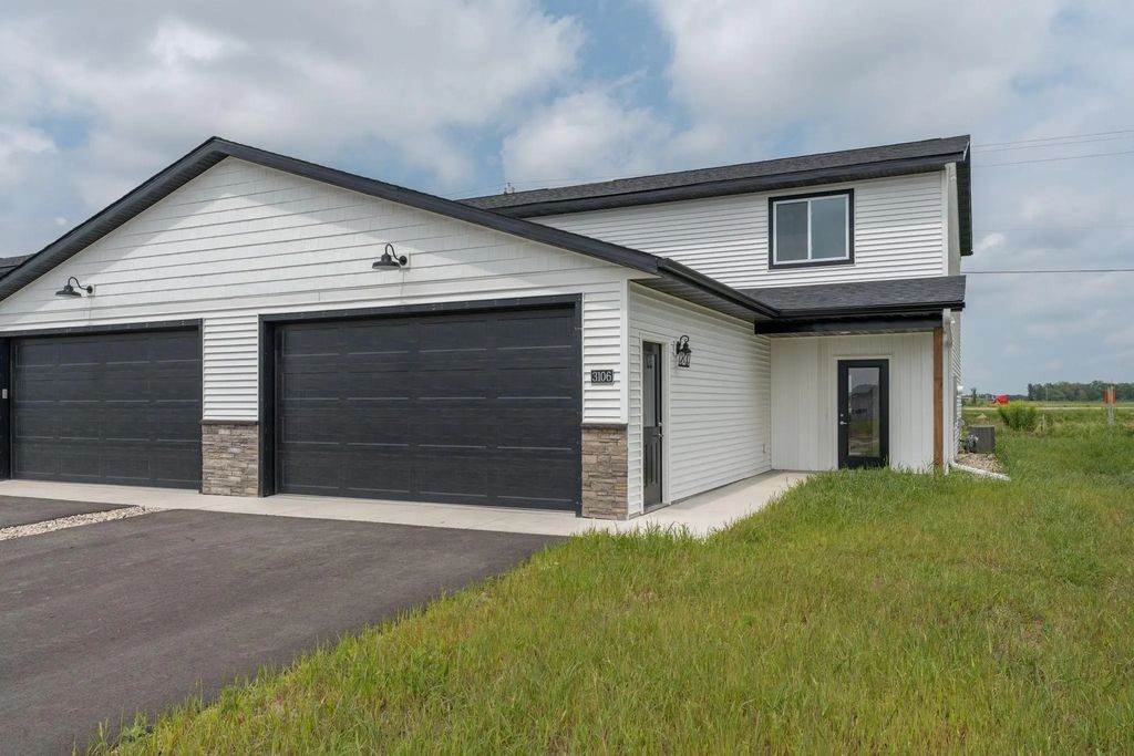 3121 Scotch Lane, Mankato