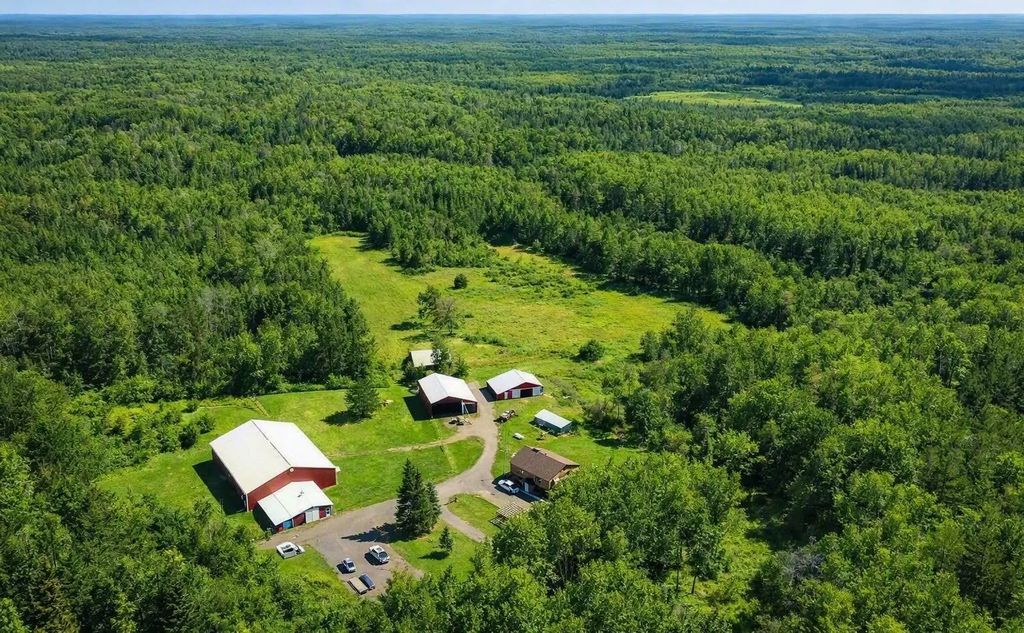 7144 Bodas Road, Eveleth