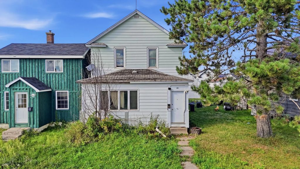20 6th Street Sw, Chisholm