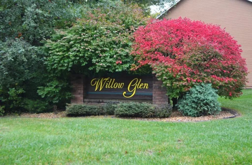5740 Willow Trail, Shoreview