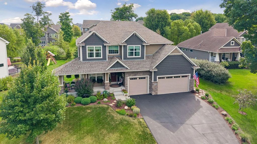 5814 Sunnybrook Circle, Minnetrista