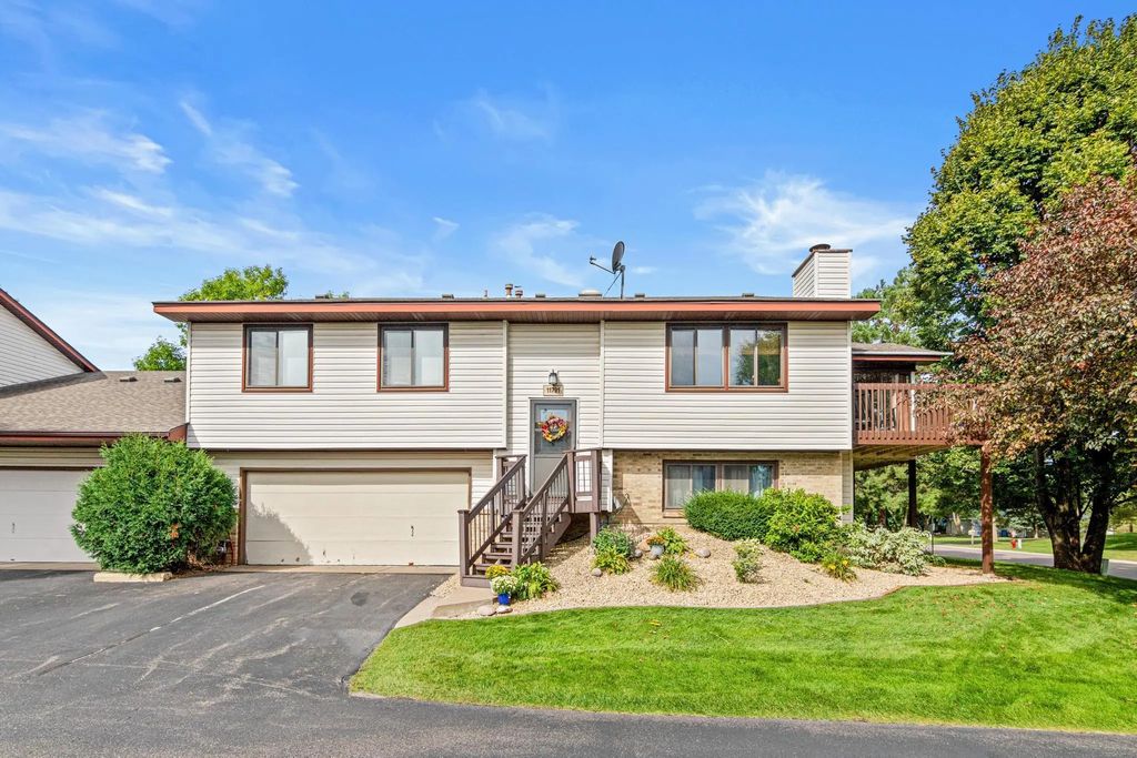 11791 88th Avenue N, Maple Grove