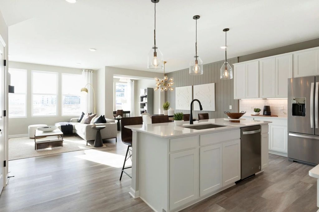 22136 Harvest Avenue, Rogers