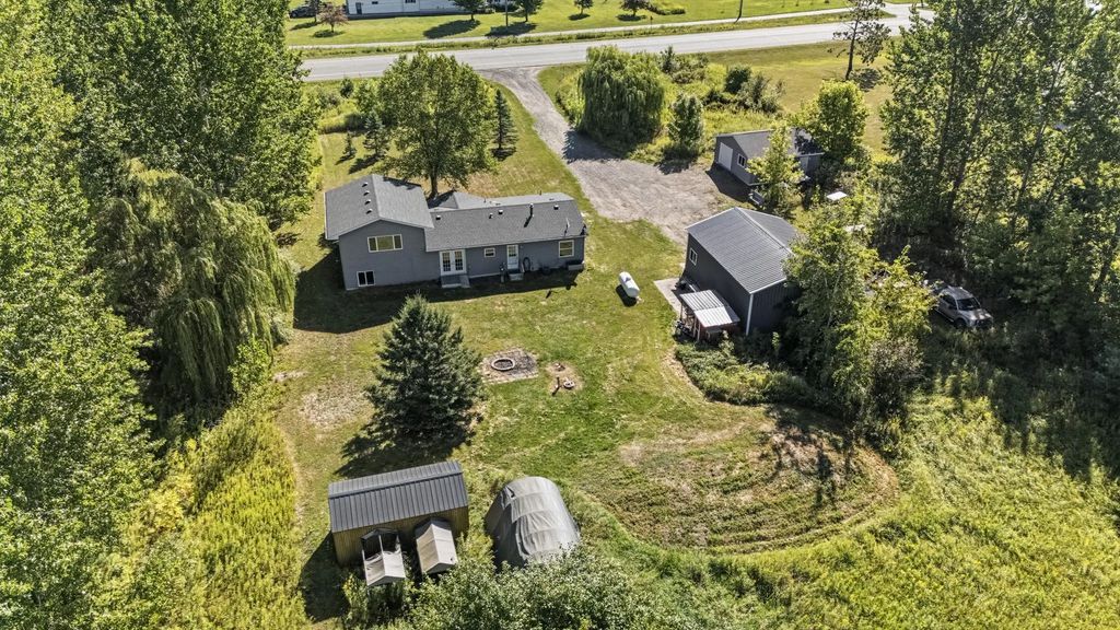 57098 Forest Boulevard, Pine City