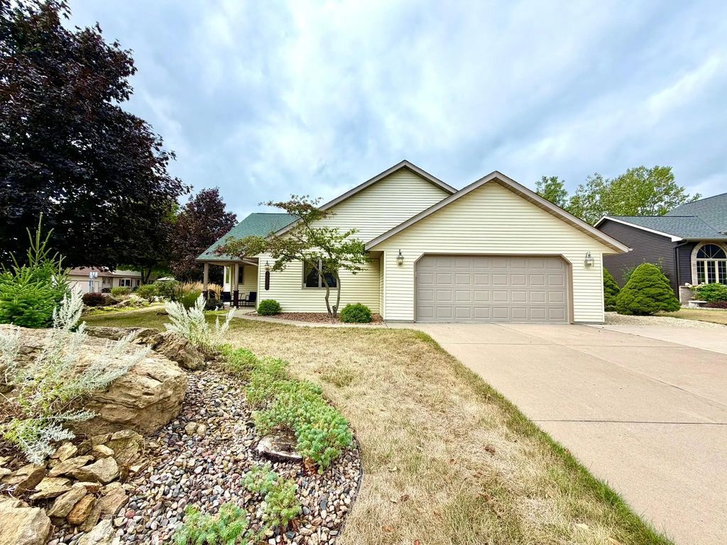 2520 Sunny Meadow Lane, Red Wing