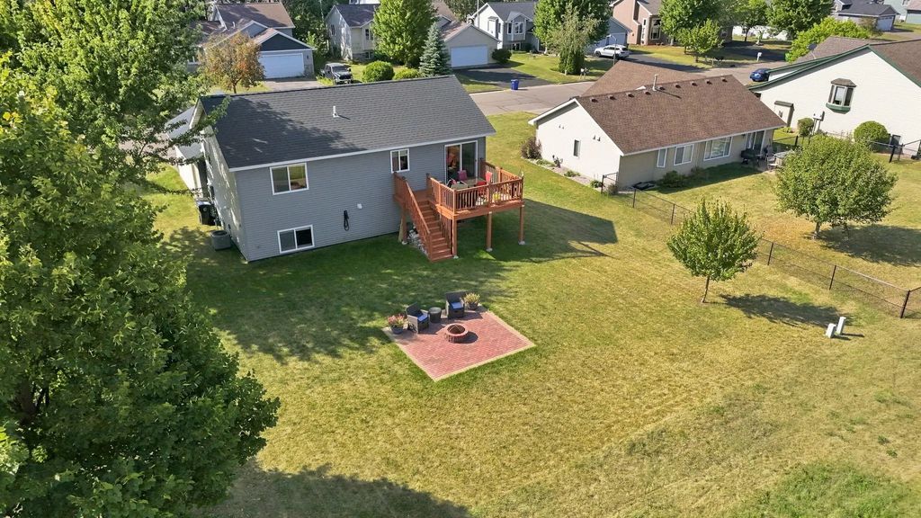 1381 Pheasant Run, New Richmond