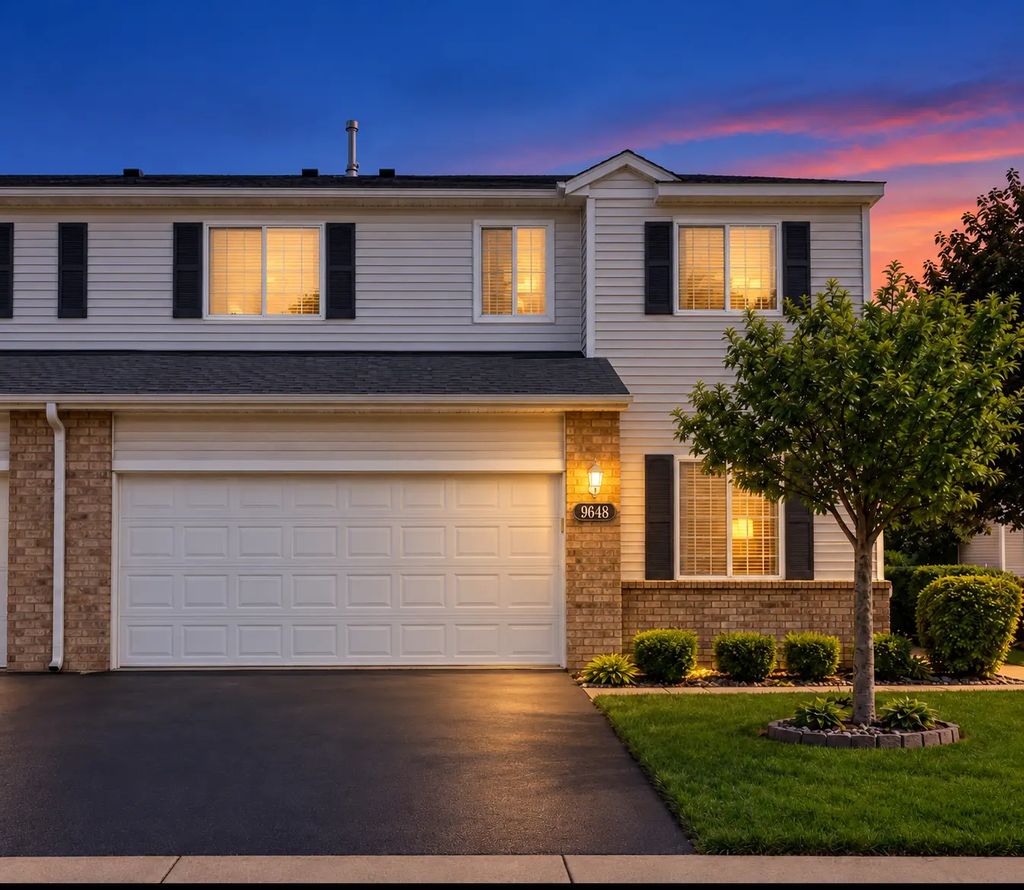 9648 Peony Lane N, Maple Grove
