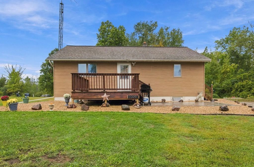 20091 County Line Road, Frederic