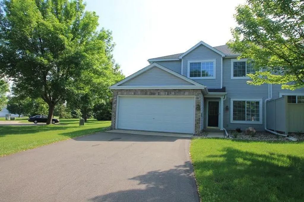 8433 Annapolis Way, Eden Prairie