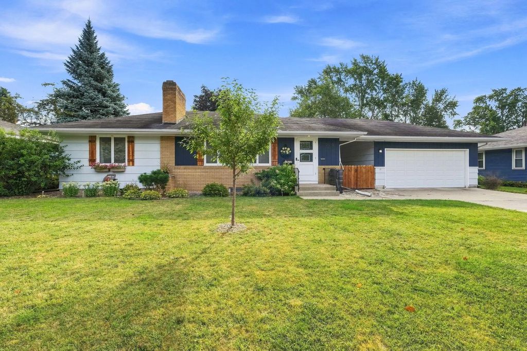 10019 Fremont Avenue S, Bloomington