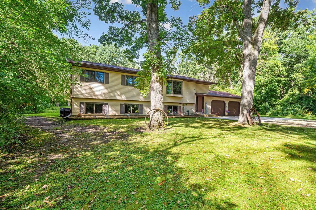 13850 Fox Lake Trail, Faribault