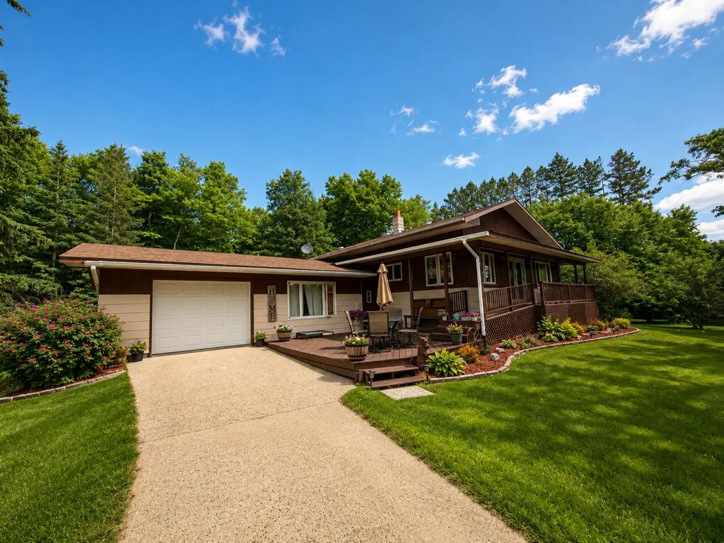 50229 169th Avenue, Clearbrook